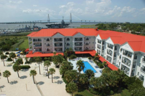 Отель Harborside at Charleston Harbor Resort and Marina  Чарльстон